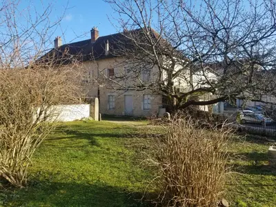 Jardin de l'établissement GITE LE SAINT-AMOUR