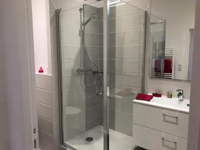 Salle de bains dans l'établissement La Renaissance au coeur du centre historique