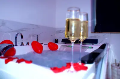 Boissons dans l'établissement Le Vénus - Appartement SPA Privatif Balnéo Sauna
