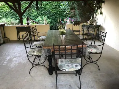 Balcon ou terrasse dans l'établissement au café de la gare, SPA, Pêche en Saone Bourgogne Maison de charme spacieuse Dijon Dole Gray