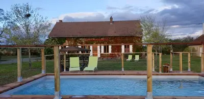 Piscine de l'établissement Gîte des Grands Narreaux ou située à proximité