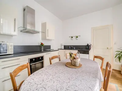 Cuisine ou kitchenette dans l'établissement Retreat in Bligny-sur-Ouche