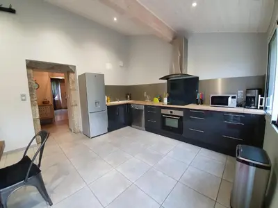 Cuisine ou kitchenette dans l'établissement le coq du morvan