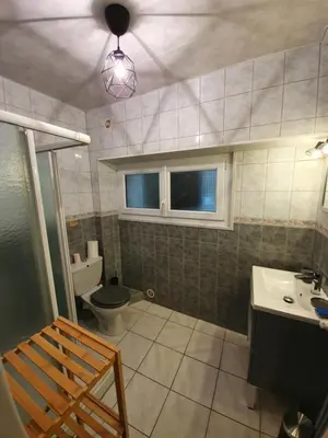 Salle de bains dans l'établissement le coq du morvan