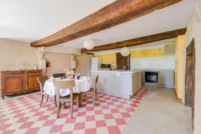 Cuisine ou kitchenette dans l'établissement Gîte de l'Arvolot