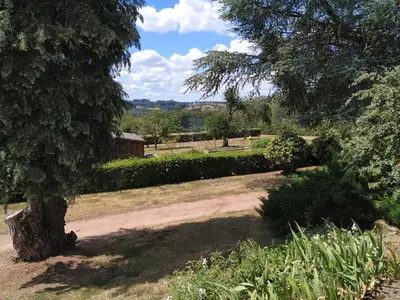 Jardin de l'établissement Le Serpolet