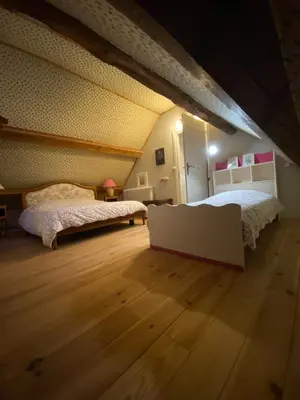 Un ou plusieurs lits dans un hébergement de l'établissement Gîte de la Doit, en pleine campagne, pour 14 pers