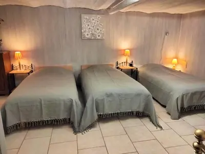 Un ou plusieurs lits dans un hébergement de l'établissement Appartement dans le Morvan 16 min de l'autoroute