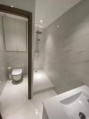 Salle de bains dans l'établissement La Terrasse du Faubourg