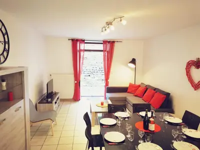 Télévision ou salle de divertissement dans l'établissement Gîte des 3 vallées