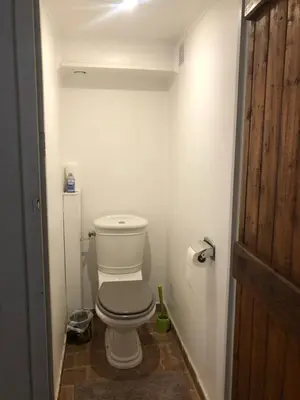 Salle de bains dans l'établissement La Maison des Gardes - Chambres d'hôtes