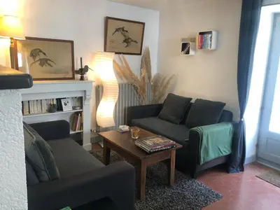 Coin salon dans l'établissement La Maison des Gardes - Chambres d'hôtes