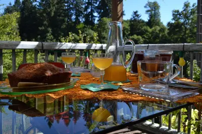 Boissons dans l'établissement Chambre privative et originale, à 20 mn de Cluny