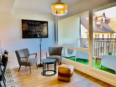 Coin salon dans l'établissement Les Trois B - Hypercentre de Beaune
