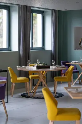 Coin salon dans l'établissement Hôtel L'Ouvrée