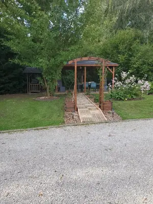 Jardin de l'établissement Ferme bressane les Arums