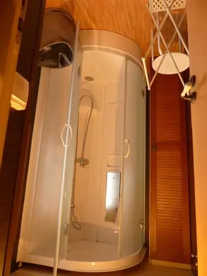 Salle de bains dans l'établissement La Maison Blanche