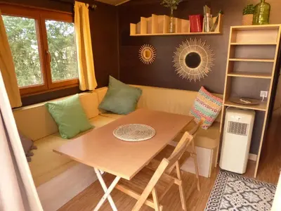 Cuisine ou kitchenette dans l'établissement La Maison Blanche
