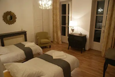 Un ou plusieurs lits dans un hébergement de l'établissement Le Relais des Négociants