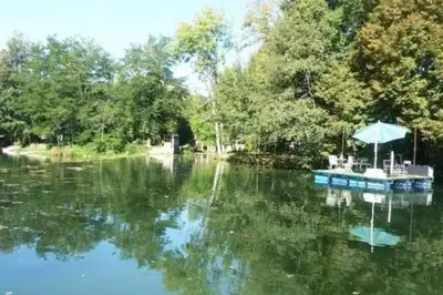 Vue sur la rivière ou le fleuve situé(e) à proximité de la maison de vacances