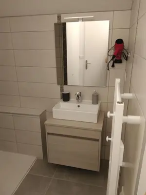 Salle de bains dans l'établissement Gite le Nid du Poupet