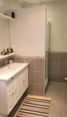 Salle de bains dans l'établissement Le Gite des Deux Lacs Settons