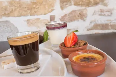 Boissons dans l'établissement Hotel Le Bourgogne