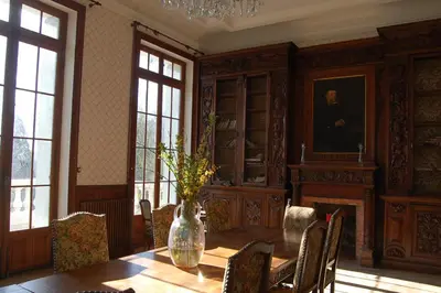 Coin salon dans l'établissement Chateau de Clinzeau