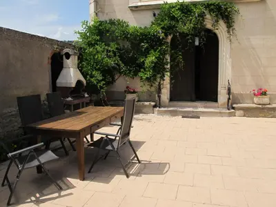 Terrasse ou espace extérieur de l'établissement La chapelle de Melin