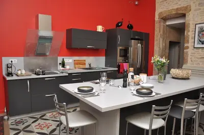 Cuisine ou kitchenette dans l'établissement LA PETITE VERRIERE