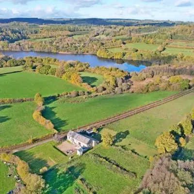 L'Orée du Lac Chamboux