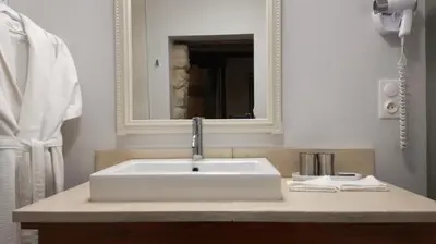 Salle de bains dans l'établissement L'antre ami