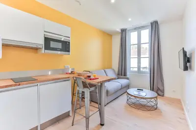 Cuisine ou kitchenette dans l'établissement VILLA14