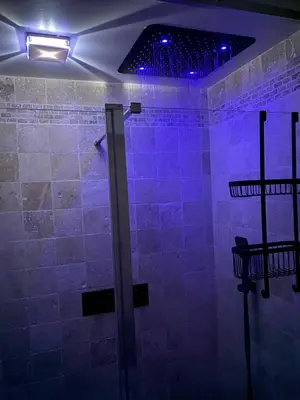 Salle de bains dans l'établissement L’entrenous