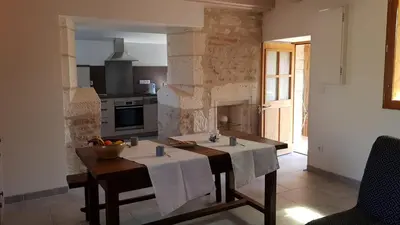 Cuisine ou kitchenette dans l'établissement Gite de la chapelle