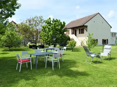 Jardin de l'établissement Les Grands Crus - Gîte 