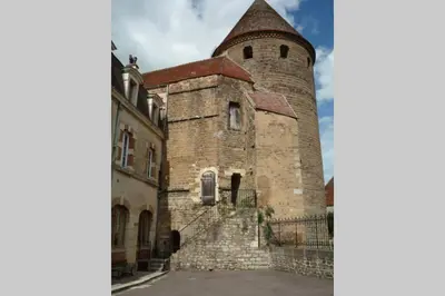 Plan de l'établissement Studio sur les remparts Semur-en-Auxois BOURGOGNE