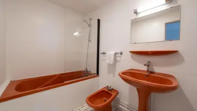 Salle de bains dans l'établissement Hôtel Des Docks