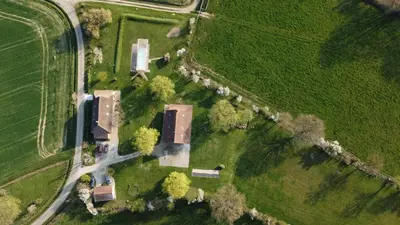 Vue panoramique sur l'établissement Meix Gagnard