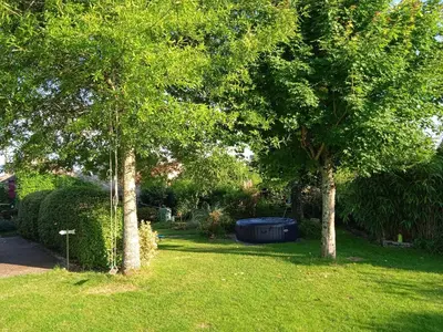 Jardin de l'établissement La Lisière du Morvan