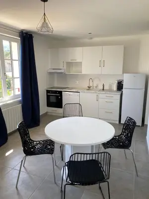 Cuisine ou kitchenette dans l'établissement Blue Swallow-fuiss
