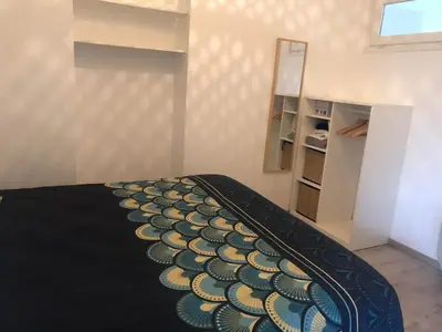 Un ou plusieurs lits dans un hébergement de l'établissement Montbard appartements au centre historique chez Delphine et Guillaume