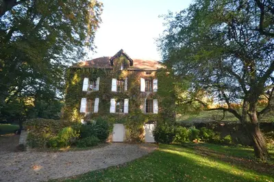Jardin de l'établissement Le Domaine de Moroges