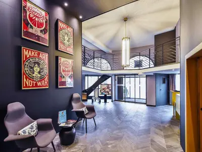 Coin salon dans l'établissement ibis Styles Dijon Central