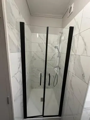 Salle de bains dans l'établissement Le Relais de la Gare