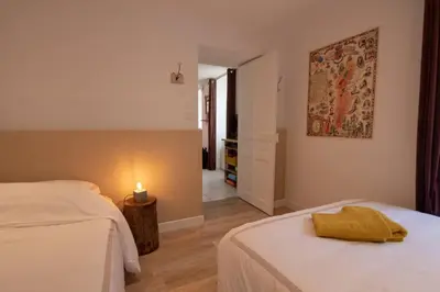 Un ou plusieurs lits dans un hébergement de l'établissement CABANA & Rustique - Proche Mâcon Nord