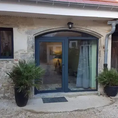 Gite du Cours St Mauris Authentique et moderne