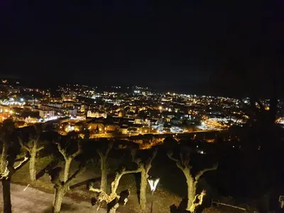 Vue générale sur Lons-le-Saunier ou vue de la ville depuis l'appartement