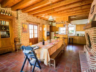 Cuisine ou kitchenette dans l'établissement Holiday Home Alexandre by Interhome