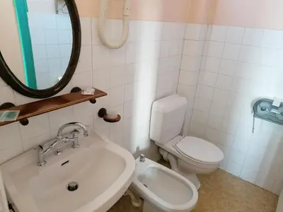 Salle de bains dans l'établissement Les Charmilles